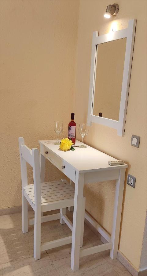 Jo-Annes Apartments Контокали Екстериор снимка